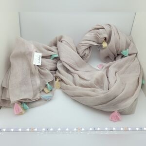 Elegant 100% Cotton Light Gray Multicolor Tassle Lightweight Scarf